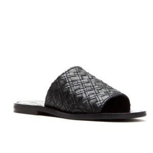 Frye Robin Black Woven Soft Leather Slip On Slide Sandals Size 8-8.5